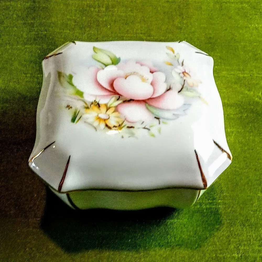 Square Floral Lid Gold Trim Porcelain Trinket Box